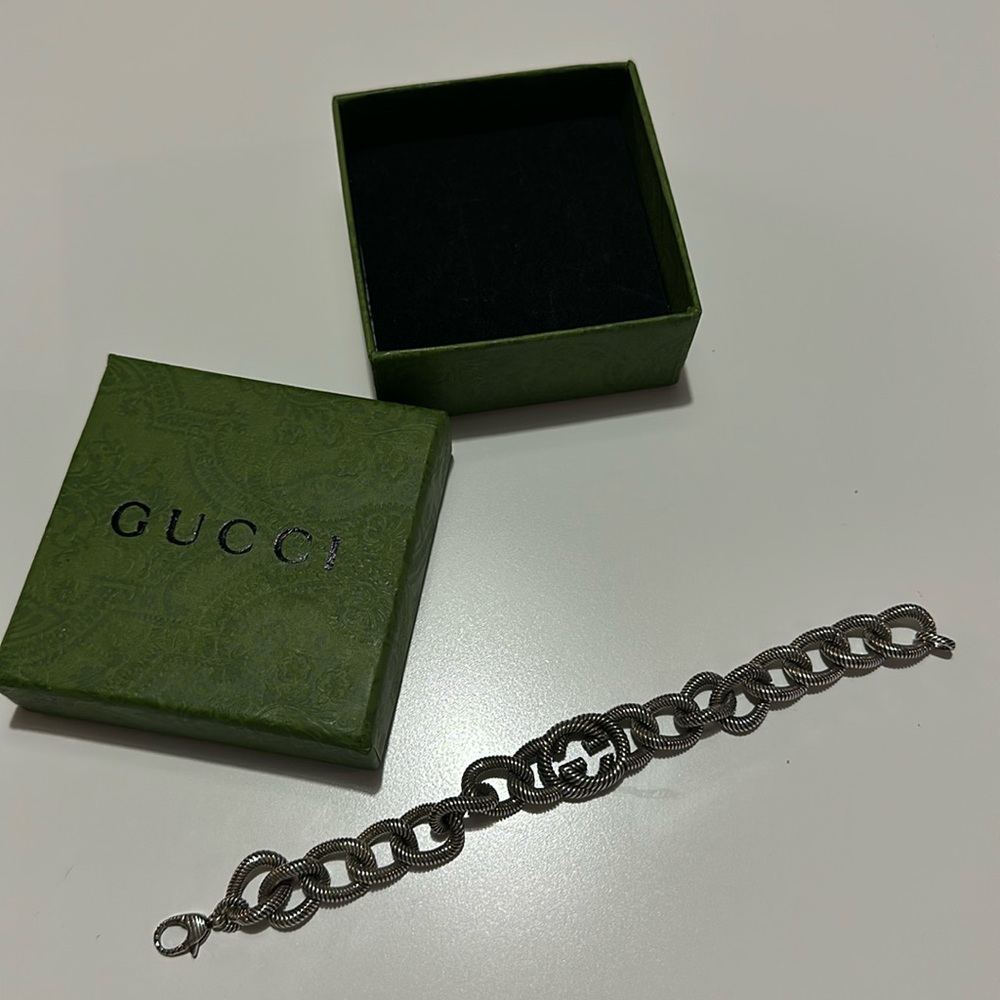 GG style bracelet